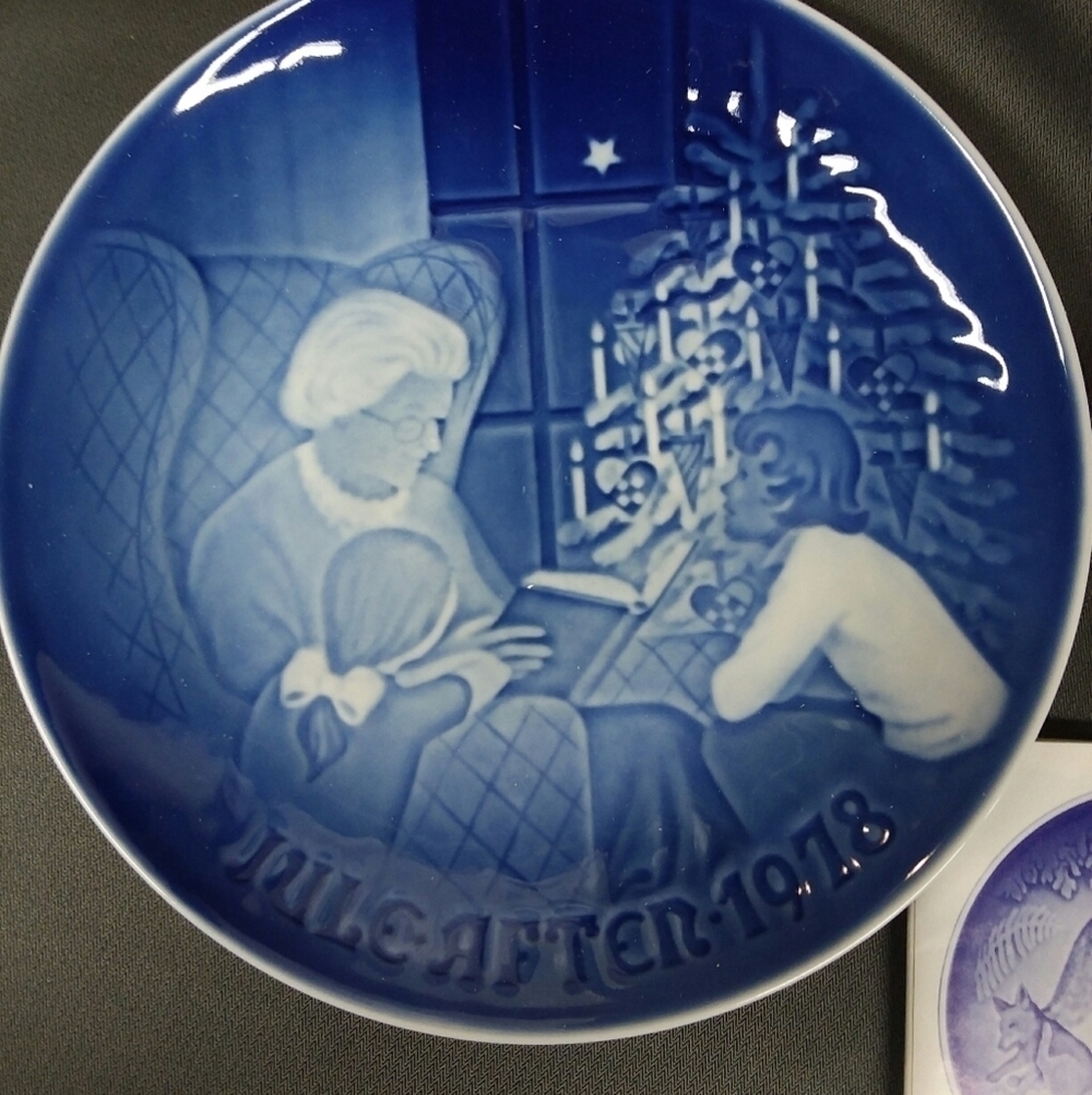 NWB Bing & Grondahl Holiday Collectors Plate 1978, "A Christmas Tale" - Picture 7 of 10